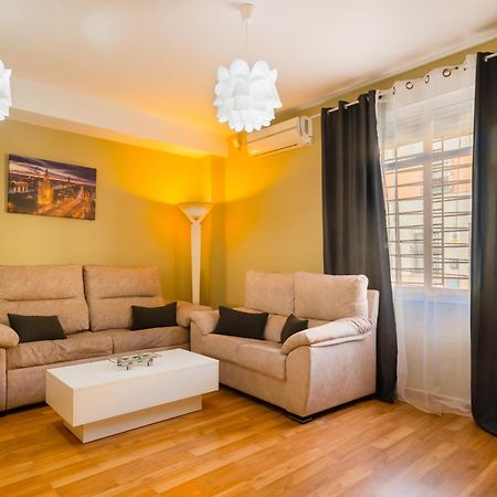 Casa Unifamiliar Lejlighed Sevilla Eksteriør billede