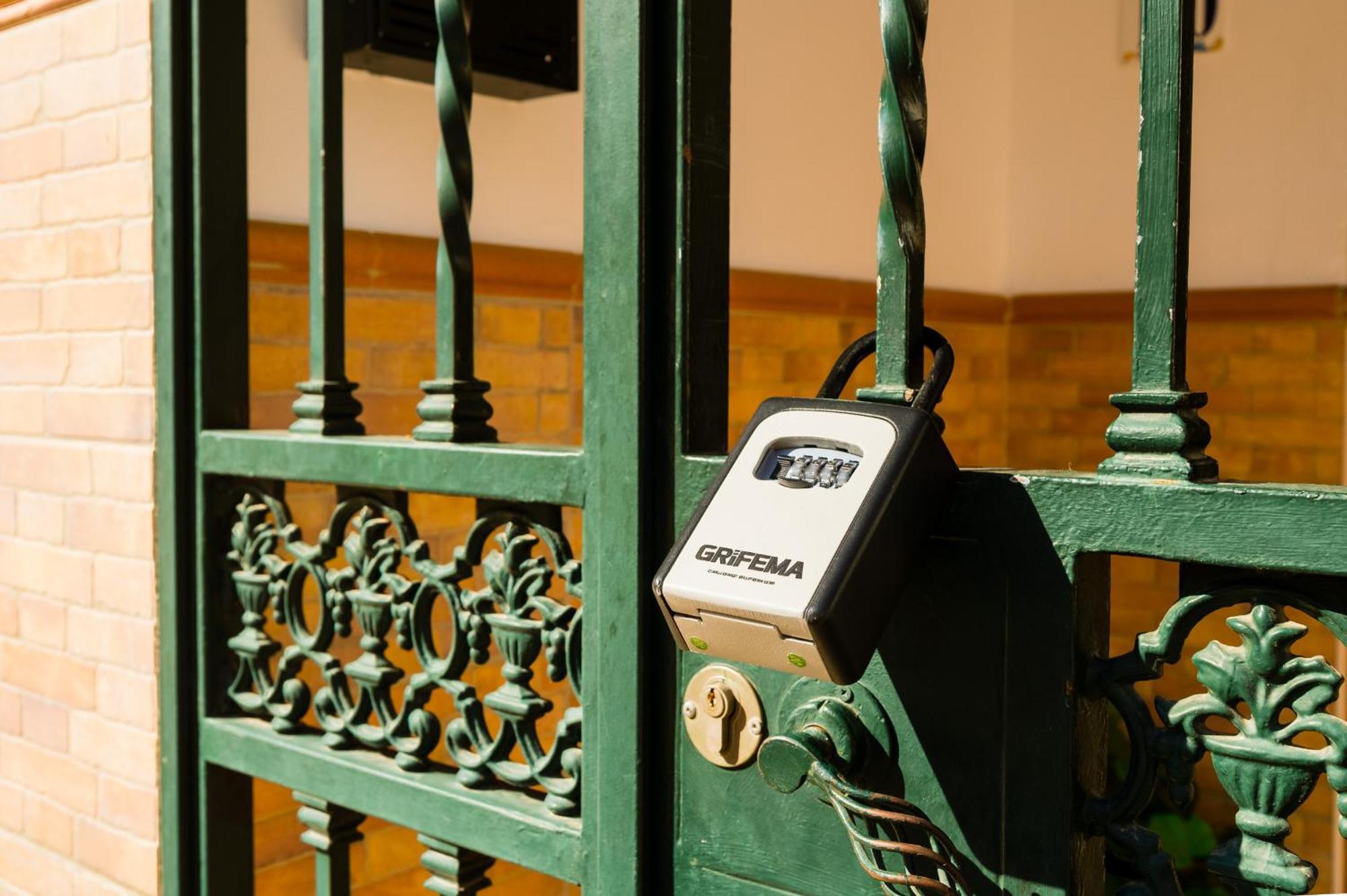 Casa Unifamiliar Lejlighed Sevilla Eksteriør billede